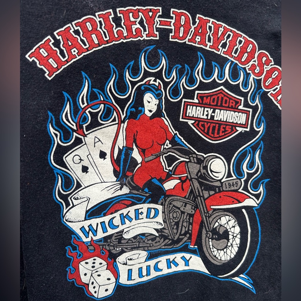 2000s Harley Davidson flame dice girl black t shirt